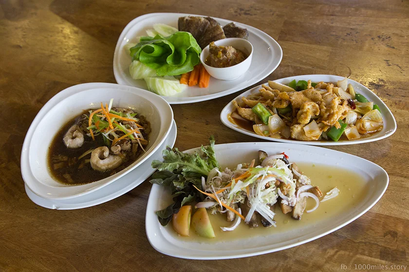ร้านอาหารประจำสถานีเกษตรหลวงฯ มีของอร่อยให้กินเพียบ