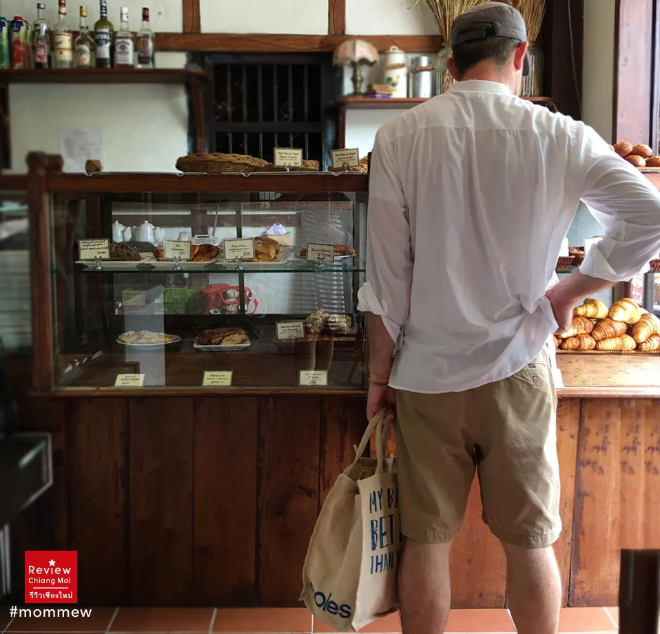 le-banneton-cafe-french-bakery-luangprabang-3
