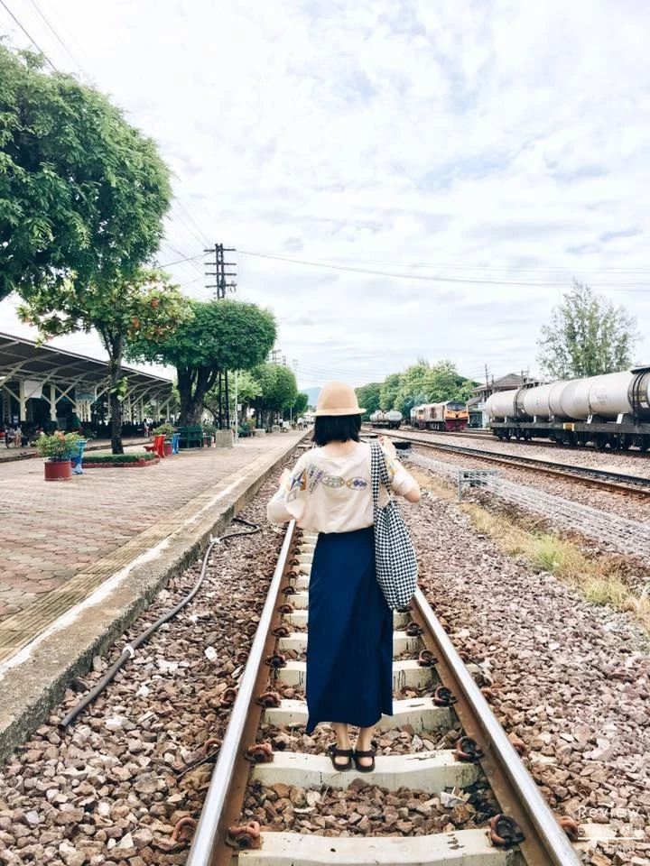 นั่งรถไฟไปลำปาง