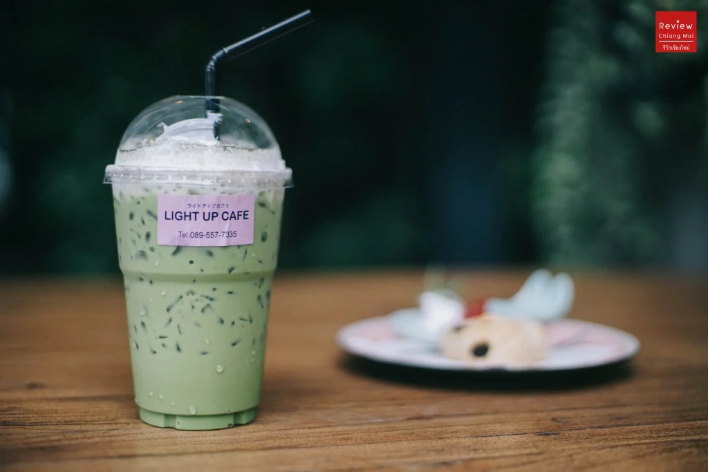  Light up cafe
