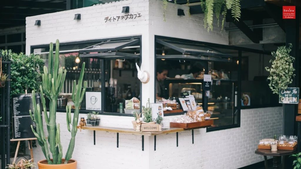  Light up cafe