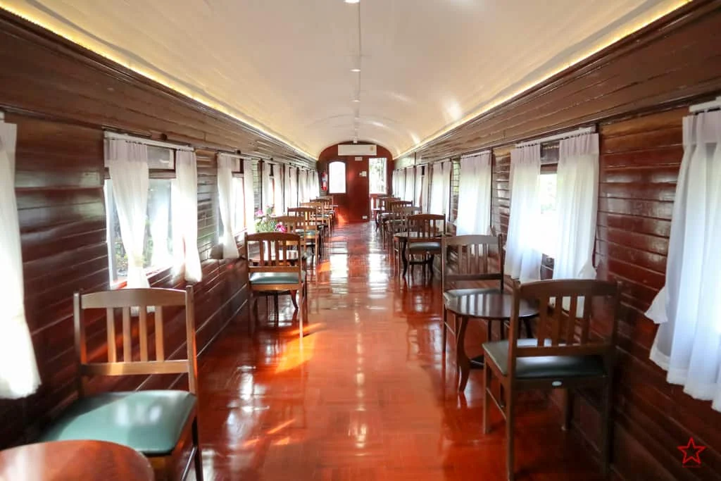 บ้านสวนรถไฟ