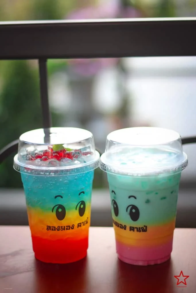 ลองมอง คาเฟ่ 