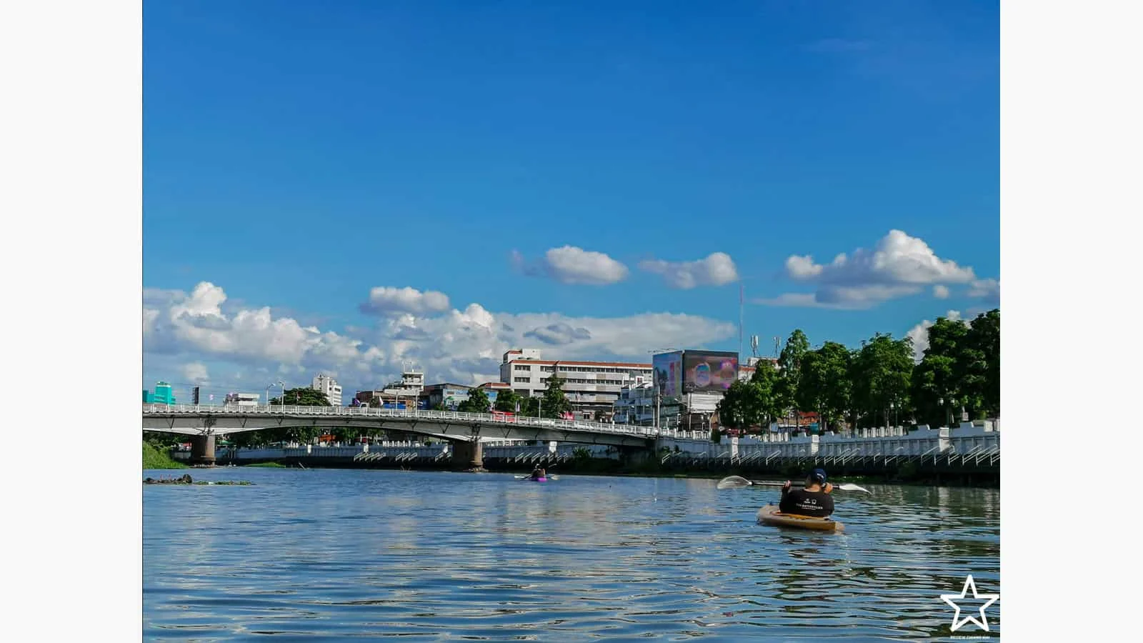 พายเรือคายัค พายเรือคายัค