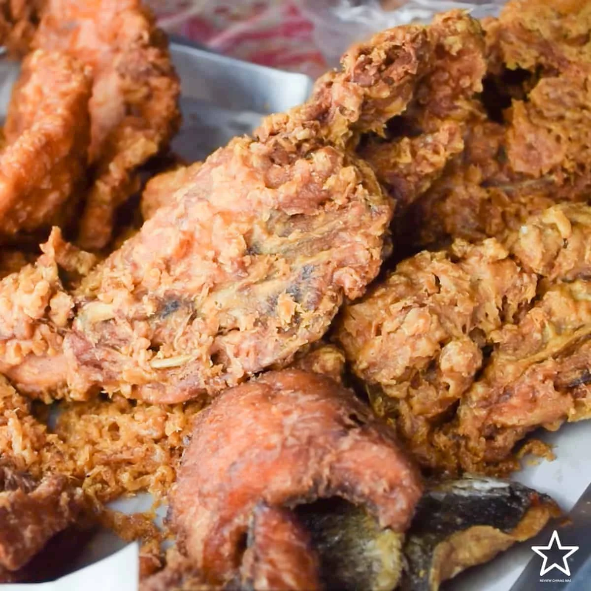 นายขัน ไก่ทอดมือเหล็ก นายขัน ไก่ทอดมือเหล็ก