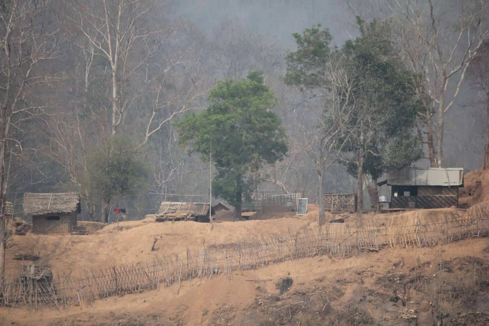 บุกเข้ายึดฐานที่มั่นทหารพม่า บุกเข้ายึดฐานที่มั่นทหารพม่า