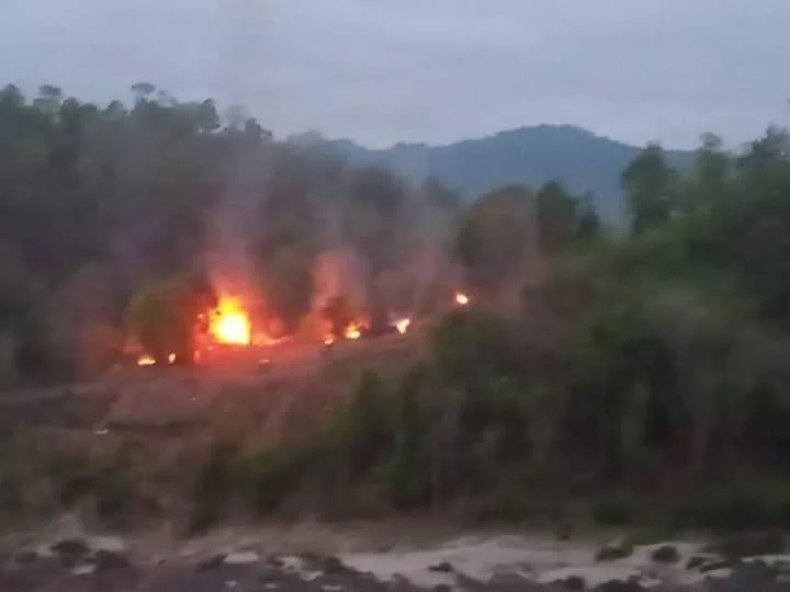 บุกเข้ายึดฐานที่มั่นทหารพม่า บุกเข้ายึดฐานที่มั่นทหารพม่า