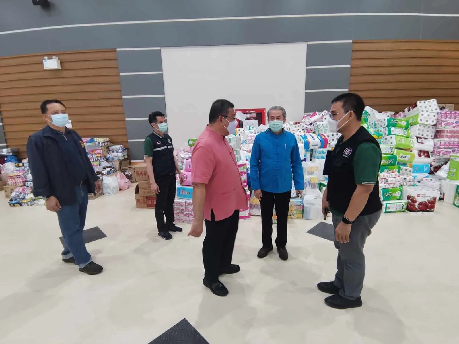 chiangmai-governor-visit-field-hospital chiangmai-governor-visit-field-hospital