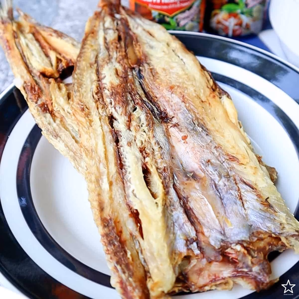 แกงผักหวานใส่ไข่มดแดง