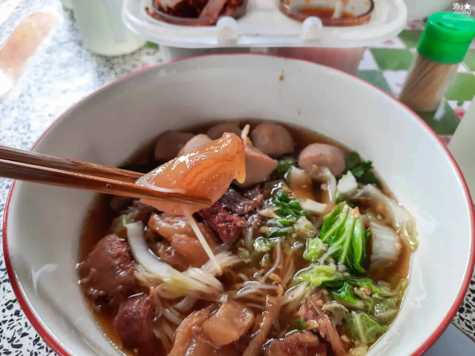 ก๋วยเตี๋ยวป้าแสง