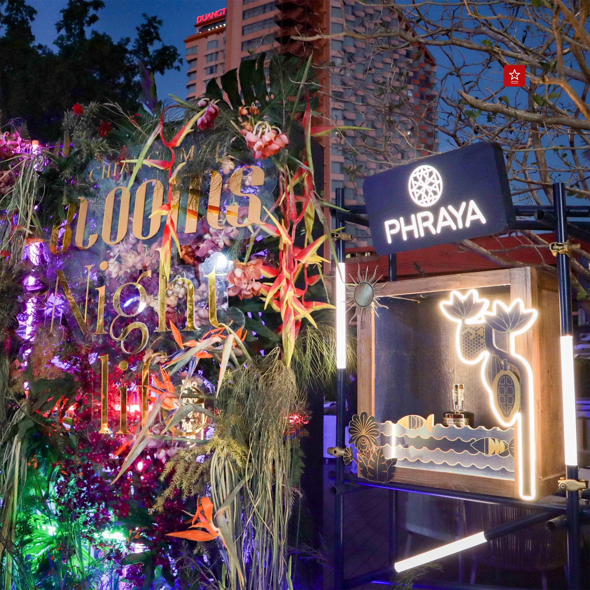 Chiang Mai Blooms Nightlife