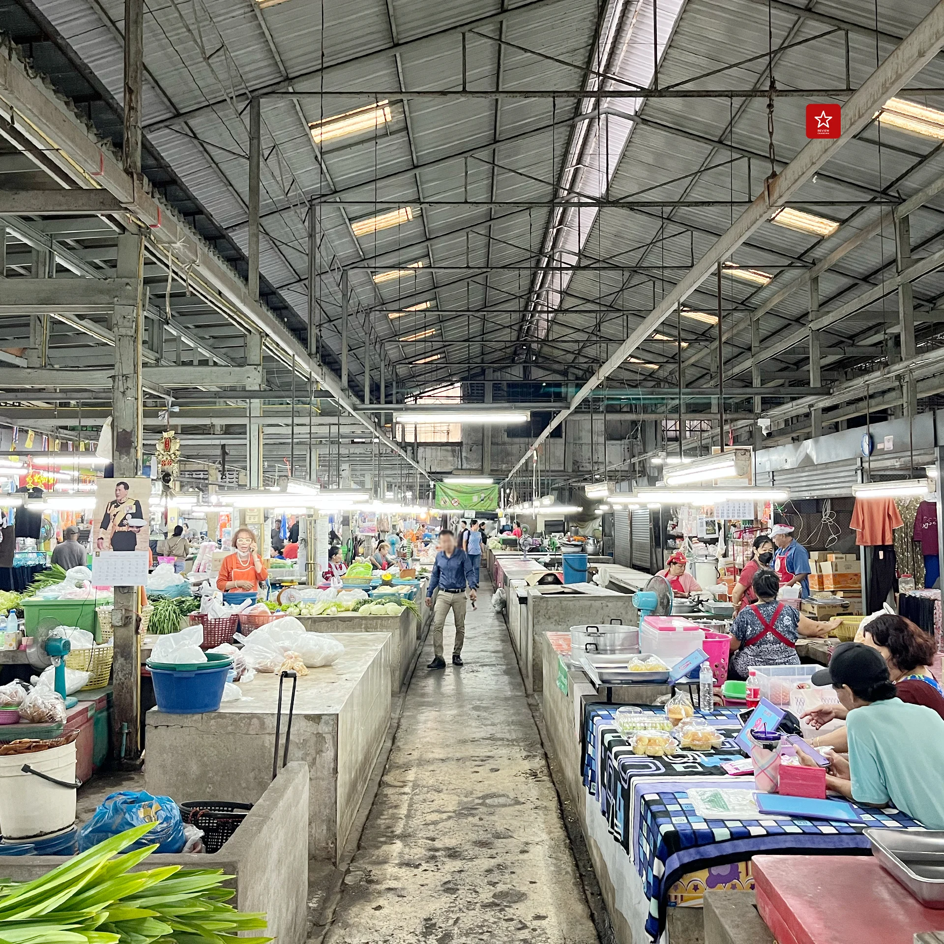 ตลาดช้างเผือก