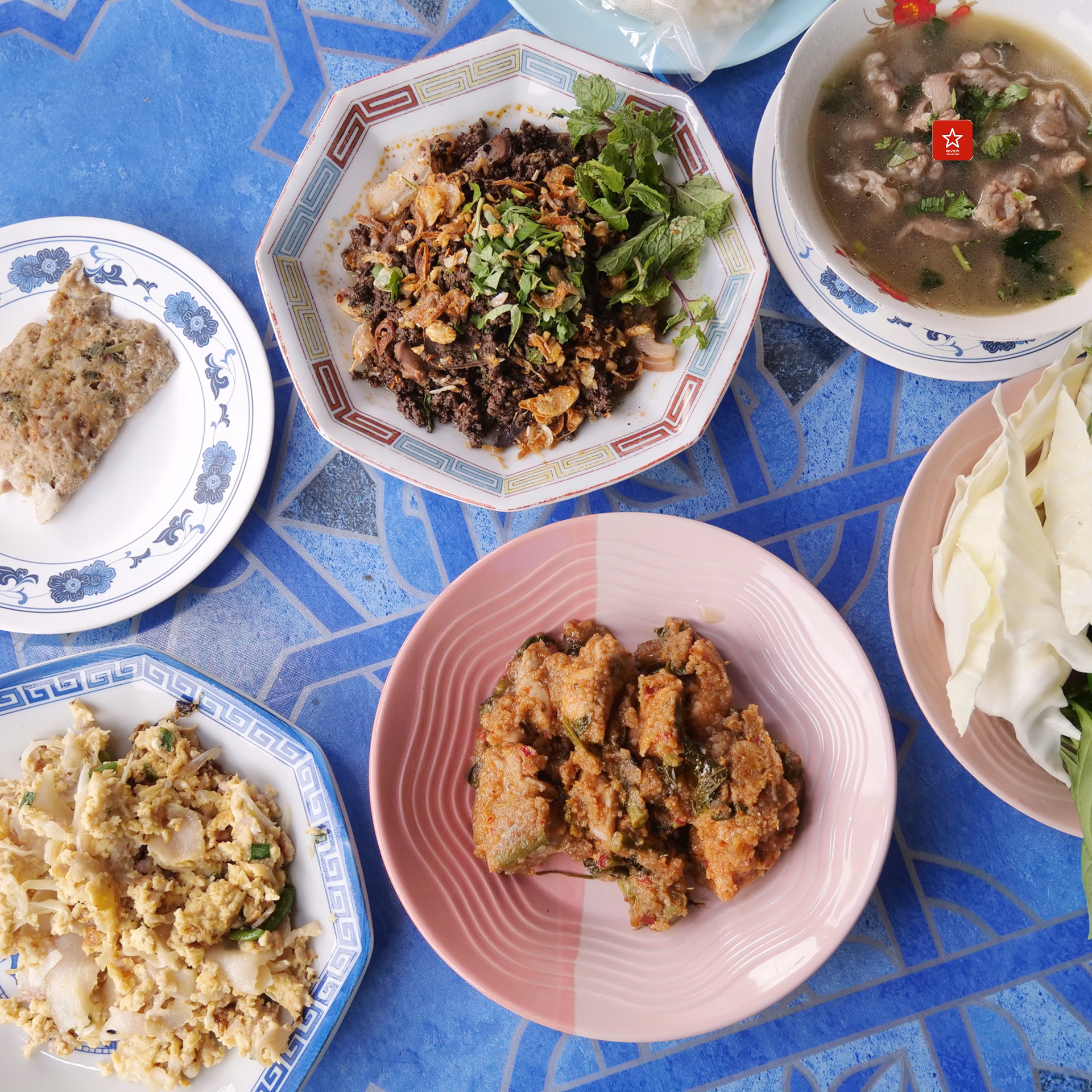 ลาบป้ายอด ตำนาน 20 กว่า ปีกับเรื่องเล่าชวนหลอน