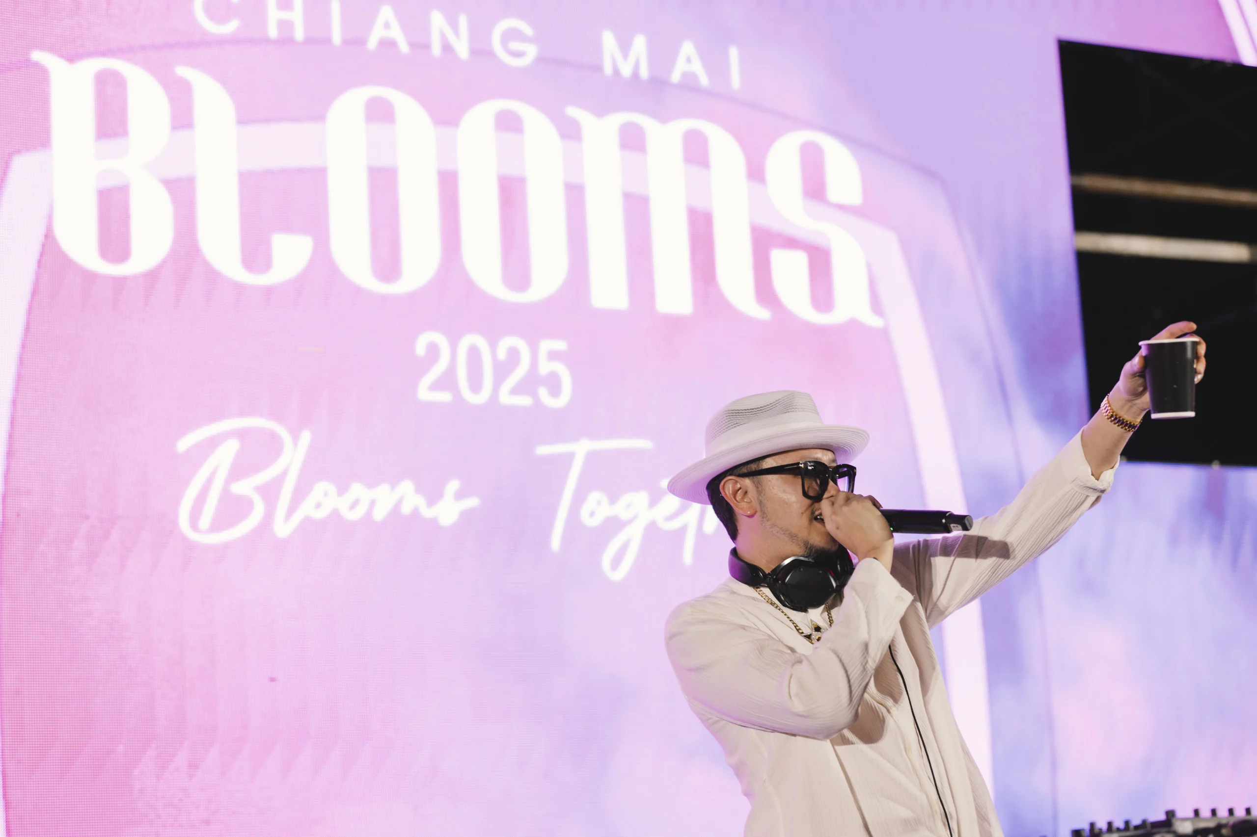 เซอร์ไพรส์ในงาน Chiang Mai Blooms Nightlife