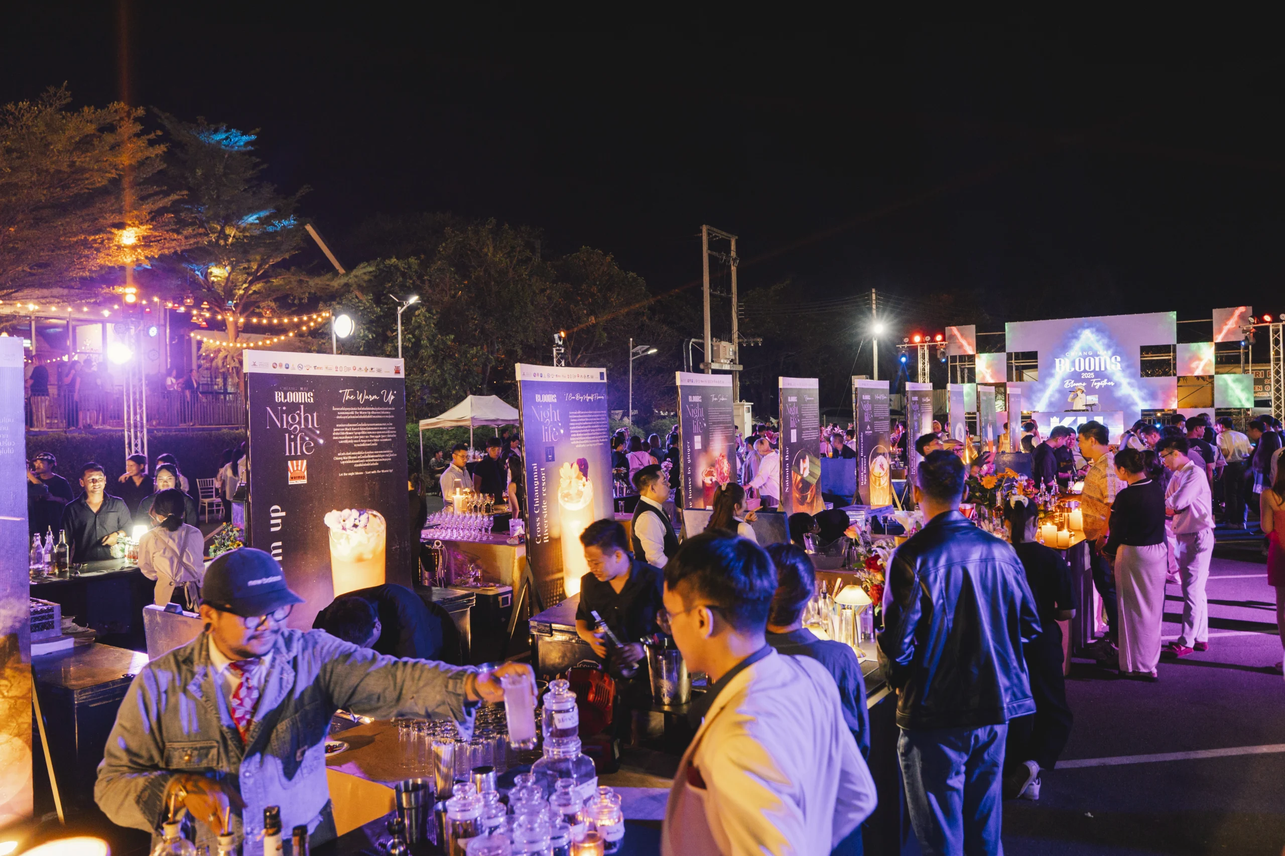 ภาพบรรยากาศงาน Chiang Mai Blooms Nightlife
